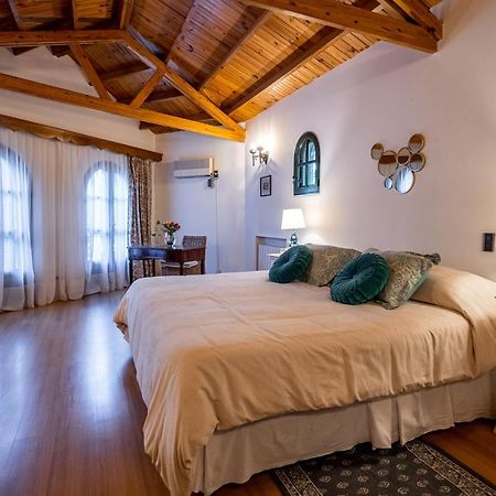 Hotel Casona La Chiquita à Chacras de Coria Extérieur photo