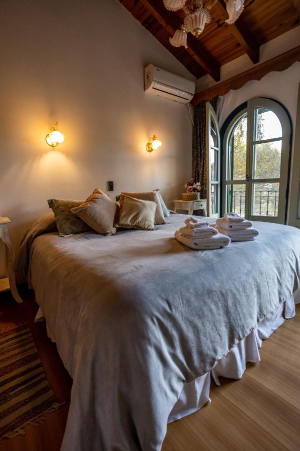 Hotel Casona La Chiquita à Chacras de Coria Extérieur photo