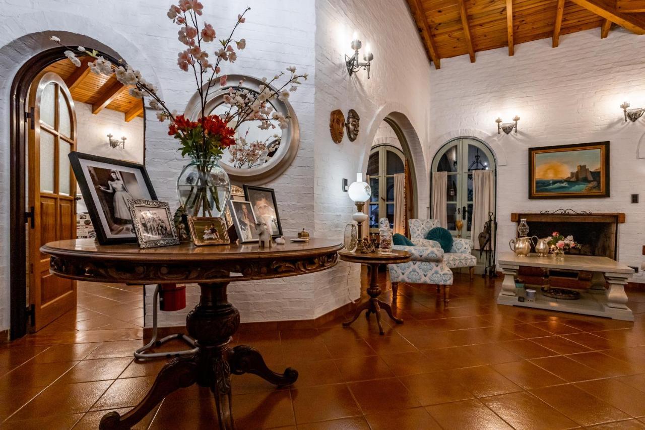Hotel Casona La Chiquita à Chacras de Coria Extérieur photo